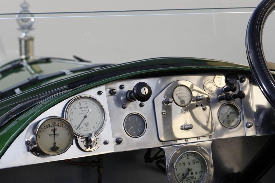 Панель приборов Napier T75 Speedster 1921 года  (фото 10 из 22)